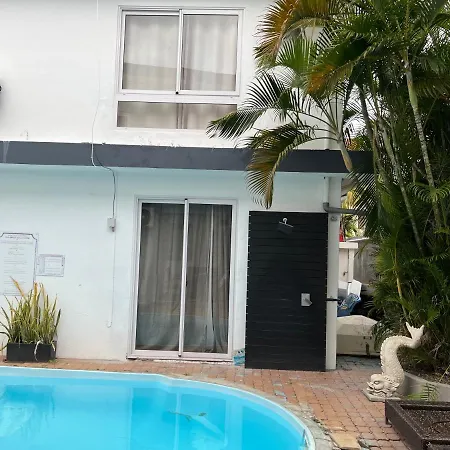 Oceanpride Complex Apartment Flic en Flac Exterior photo