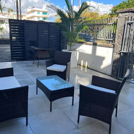 Oceanpride Complex Apartment Flic en Flac Exterior photo